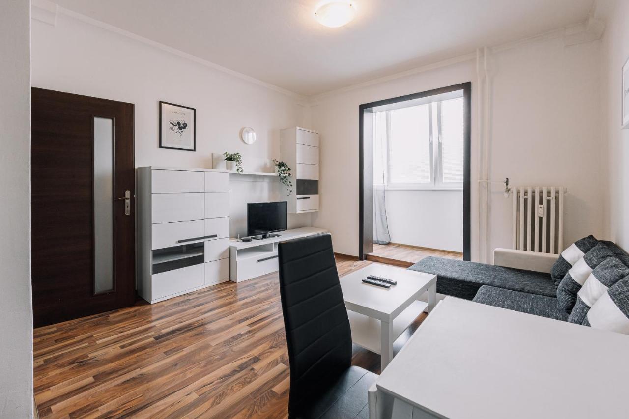 Cozy Apartment In Ruzinov 브라티슬라바 외부 사진